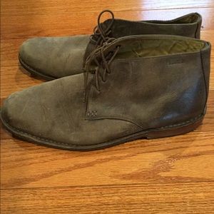Men’s size 12 Sebago chukka boot.